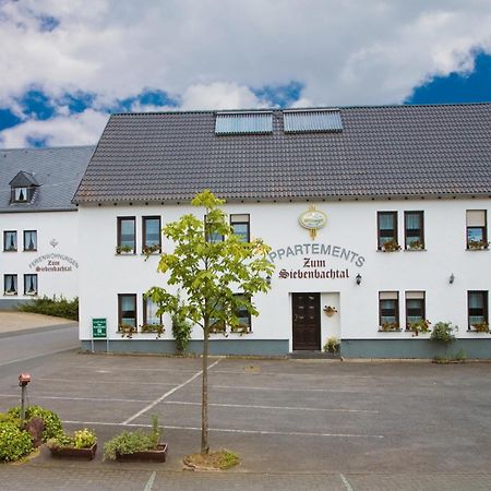 Landgasthof Zum Siebenbachtal Strotzbüsch Exterior foto