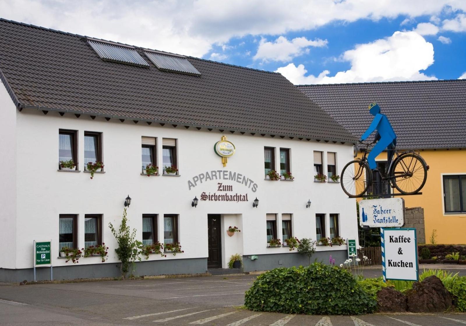 Landgasthof Zum Siebenbachtal Strotzbüsch Exterior foto